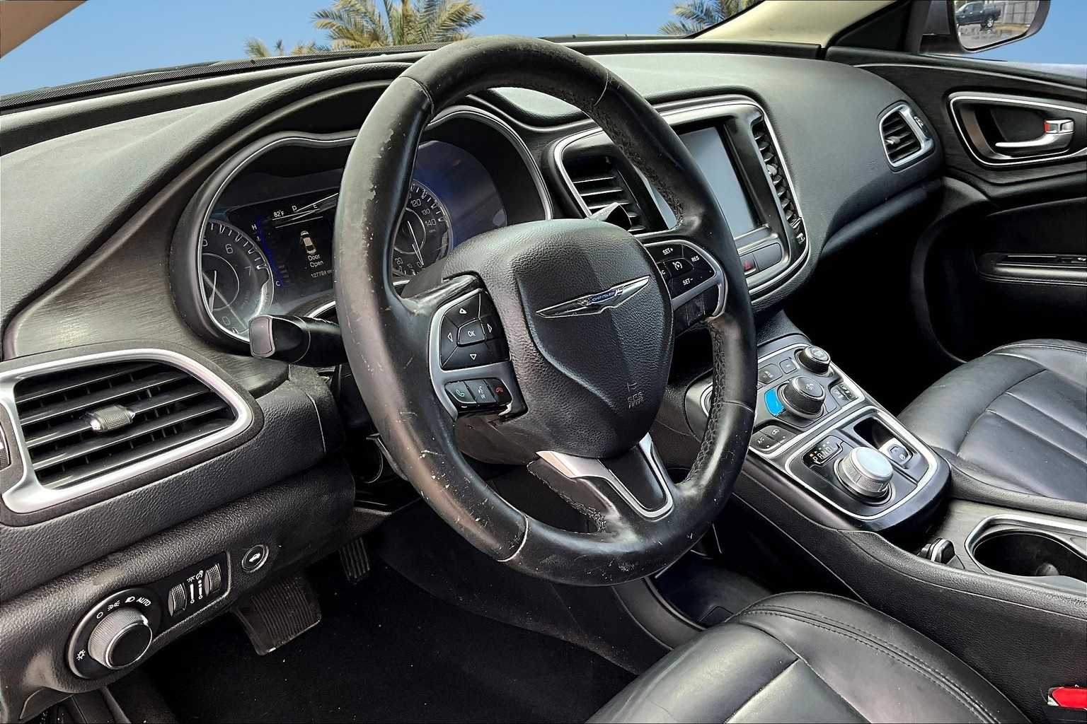 Thumbnail: 2016 Chrysler 200 - 2