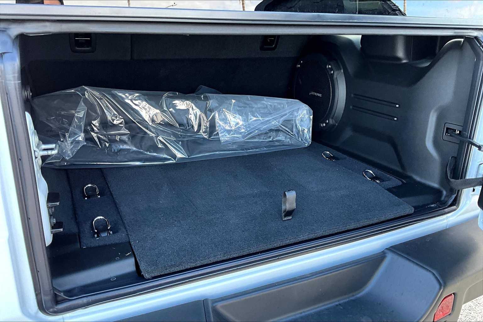 Thumbnail: 2025 Jeep Wrangler - 19