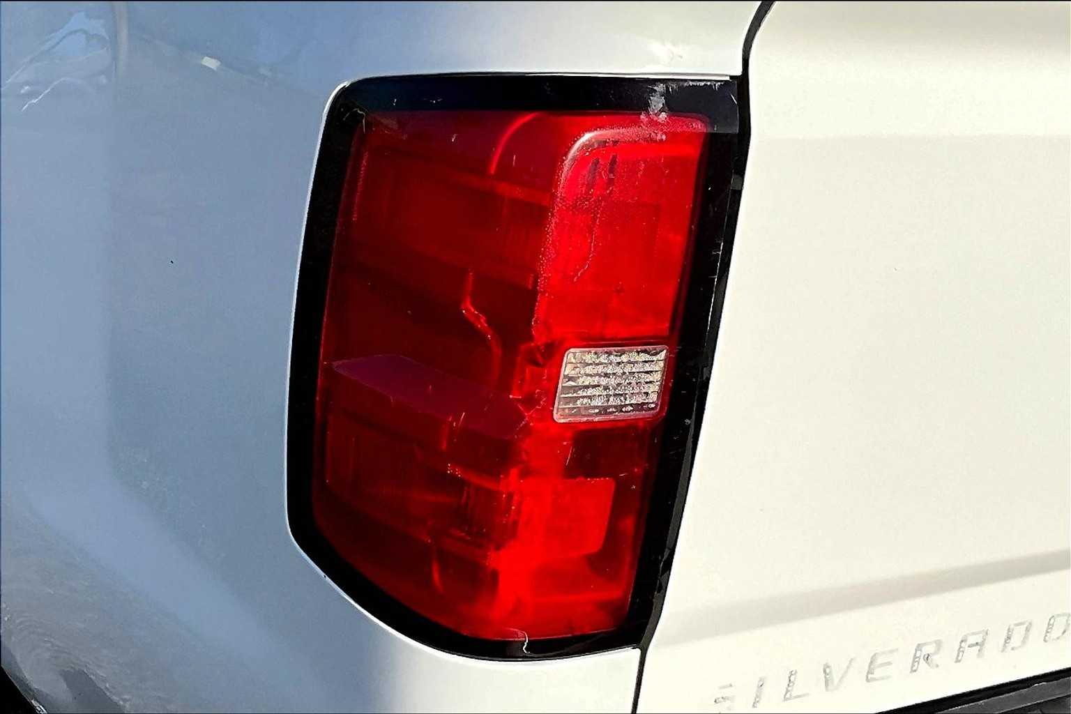 2015 Chevrolet Silverado 1500  27