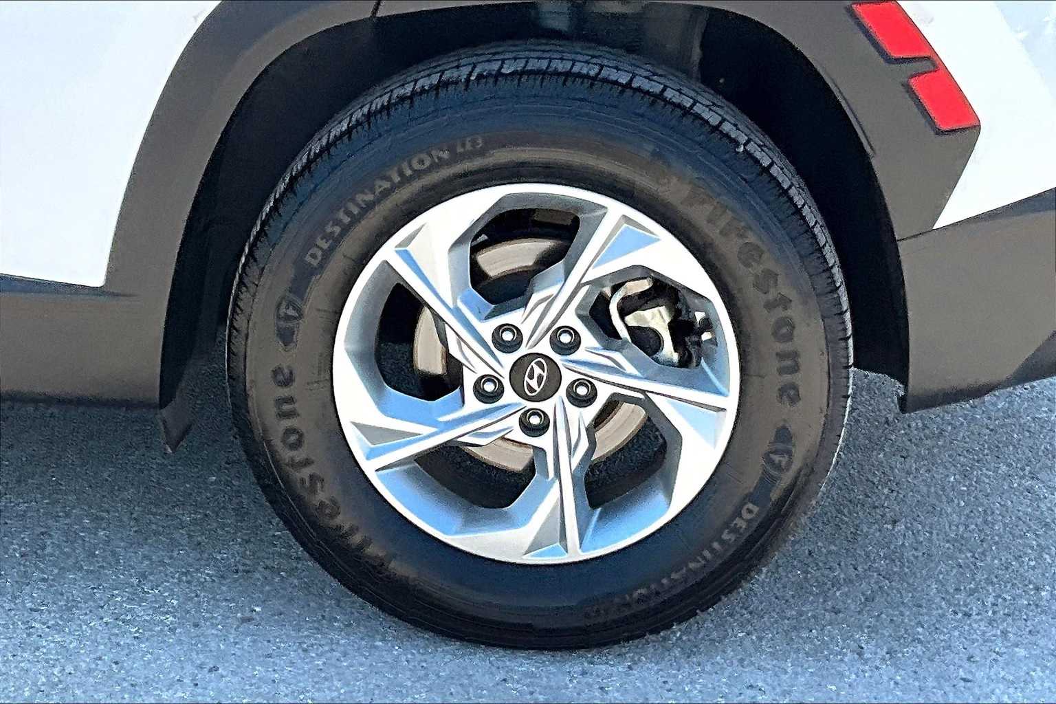 Thumbnail: 2024 Hyundai Tucson - 36