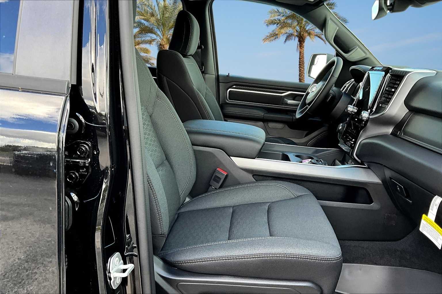 Thumbnail: 2026 RAM 1500 - 14