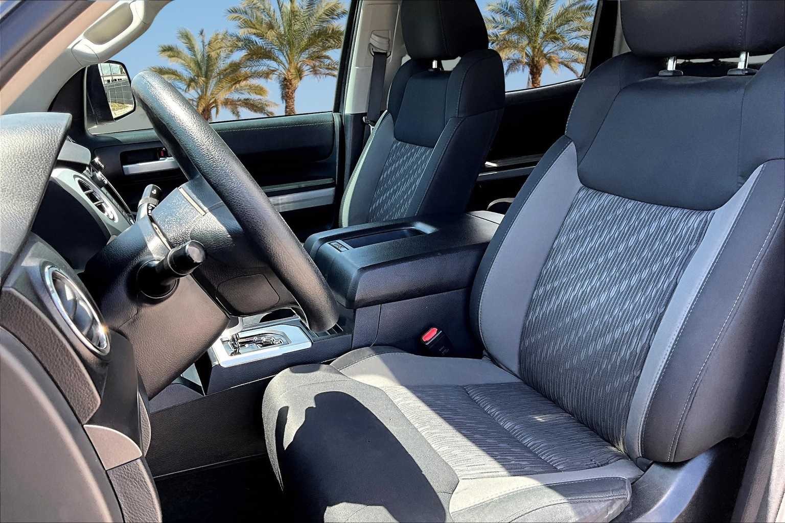 Thumbnail: 2019 Toyota Tundra - 10