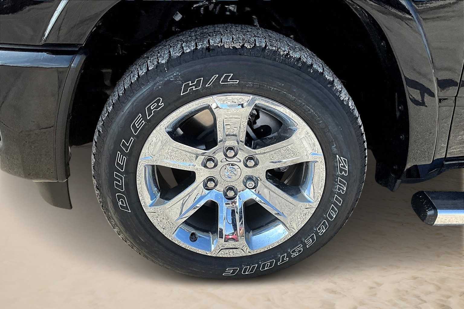 Thumbnail: 2026 RAM 1500 - 8