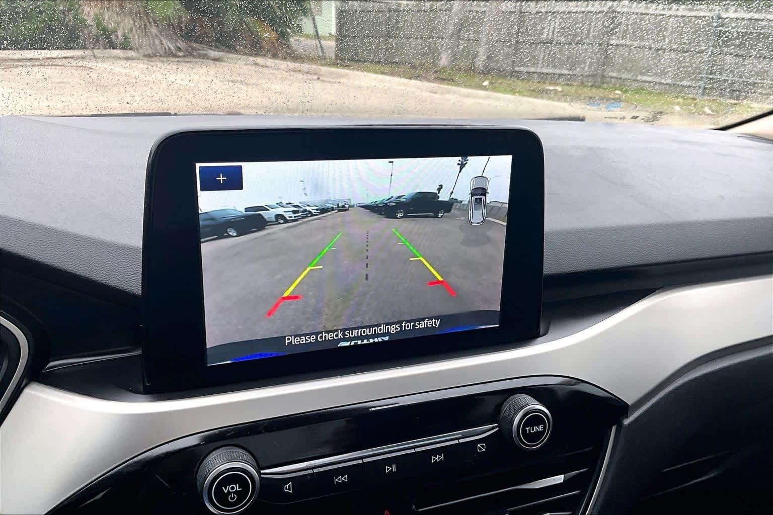 Thumbnail: 2020 Ford Escape - 24