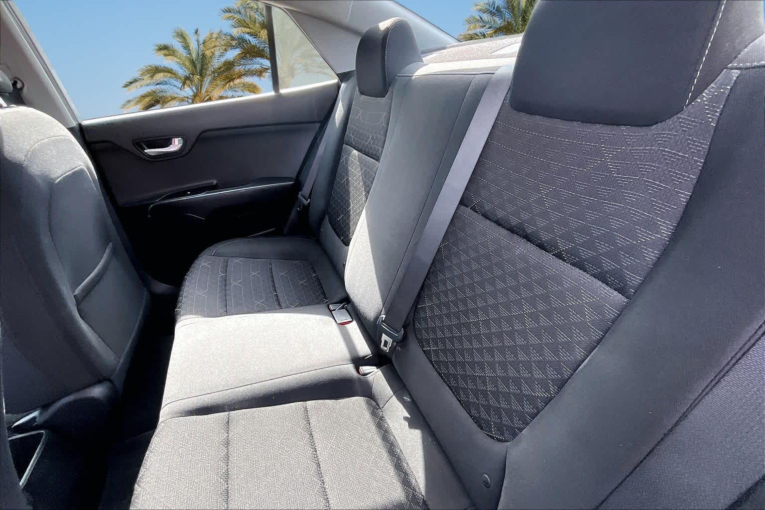 Thumbnail: 2023 Kia Rio - 12