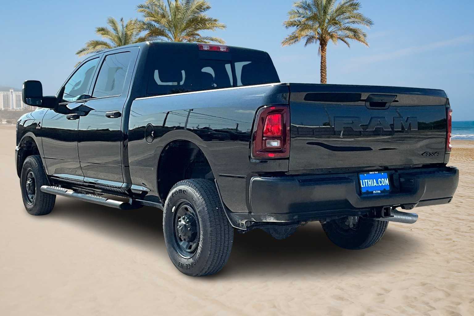 2026 Ram 2500 Tradesman photo 4