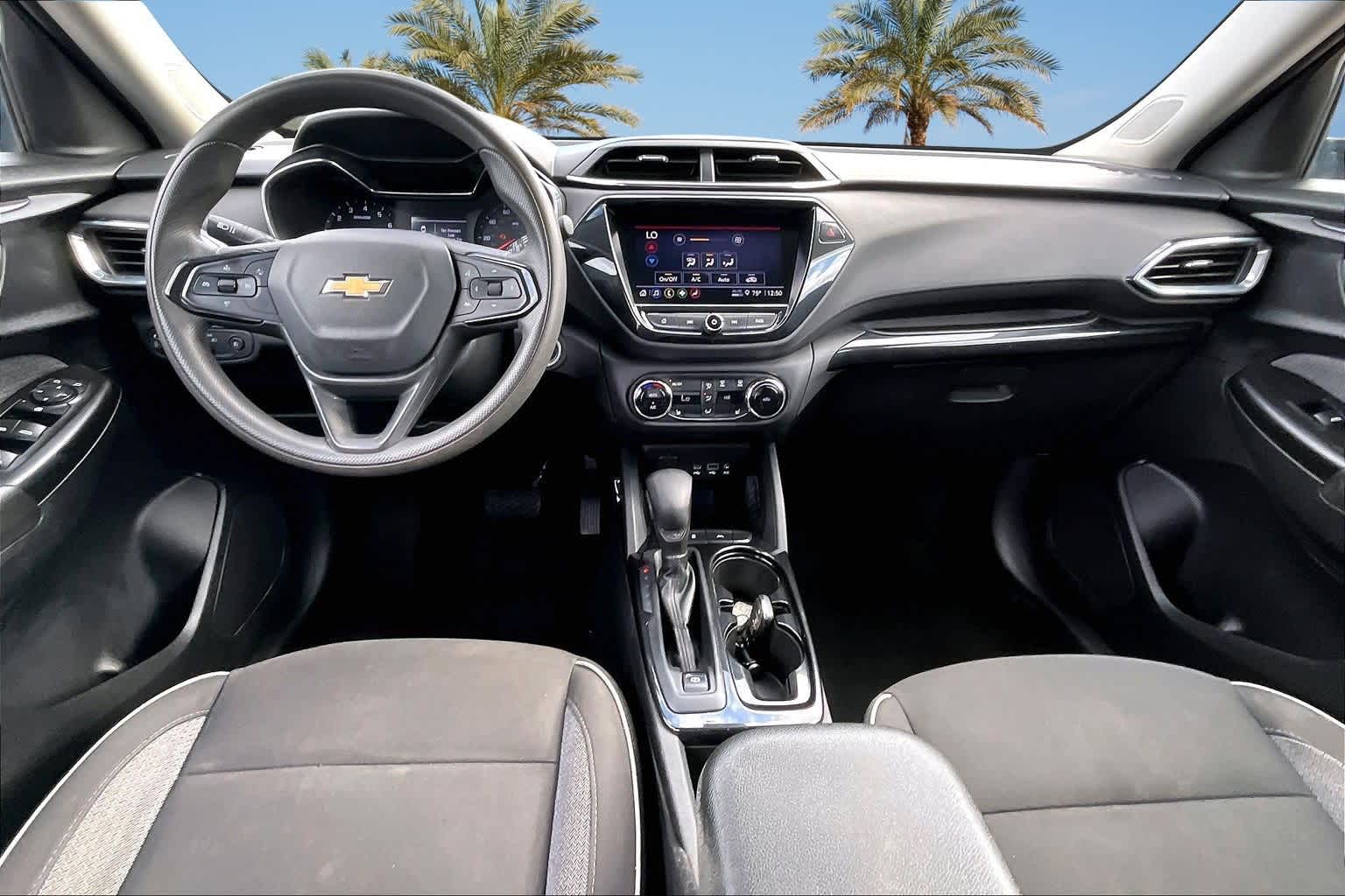 Thumbnail: 2023 Chevrolet TrailBlazer - 9