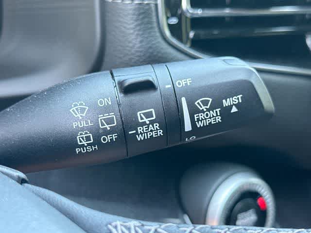 Thumbnail: 2024 Jeep Wagoneer - 26