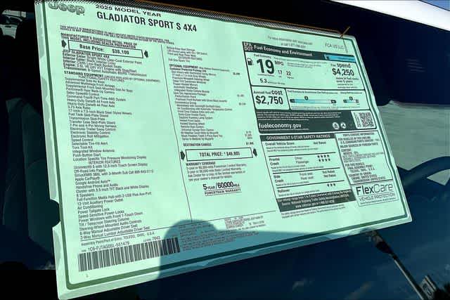 Thumbnail: 2025 Jeep Gladiator - 21