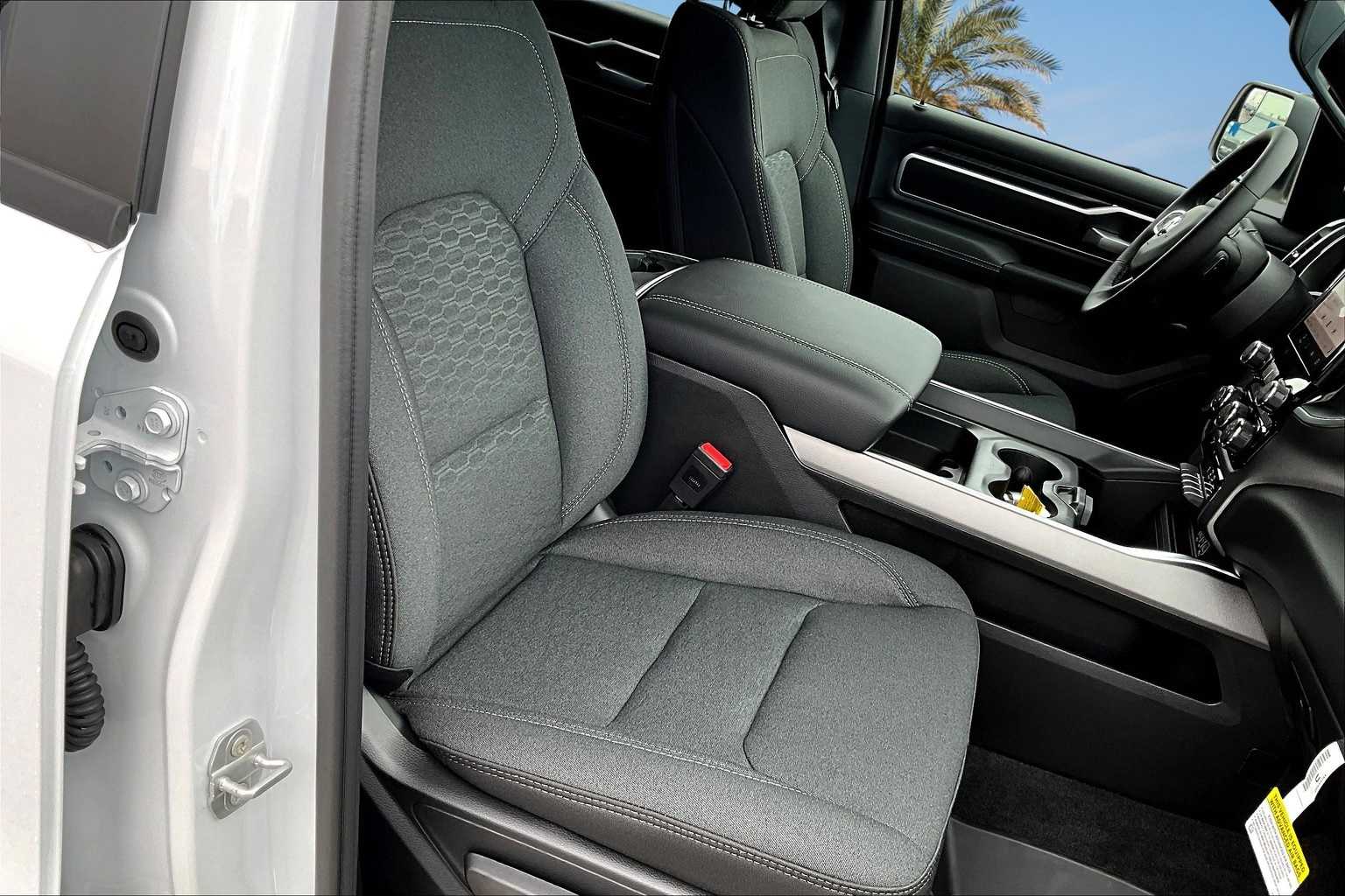 Thumbnail: 2026 RAM 1500 - 14