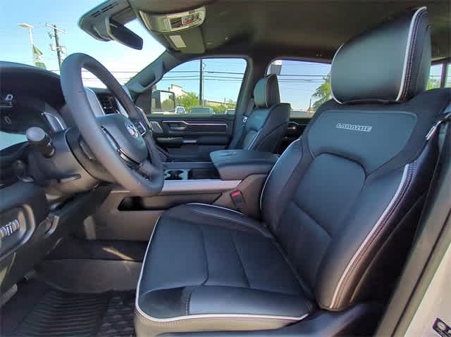 Thumbnail: 2025 RAM 1500 - 17