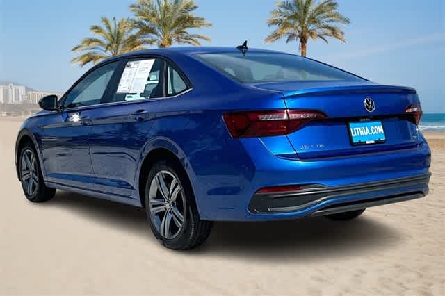 Thumbnail: 2024 Volkswagen Jetta - 4
