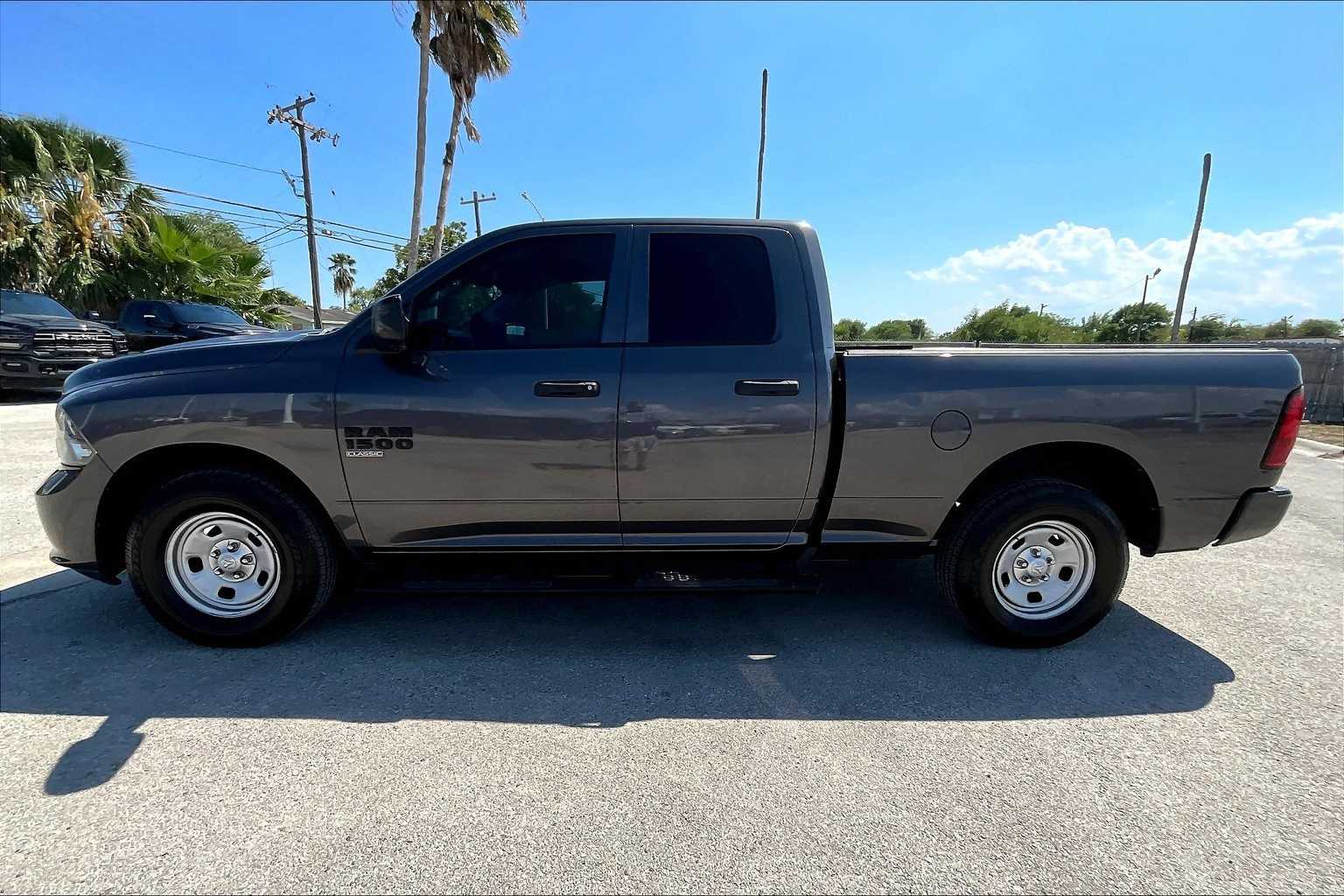 2019 Ram 1500 Classic Express photo 3