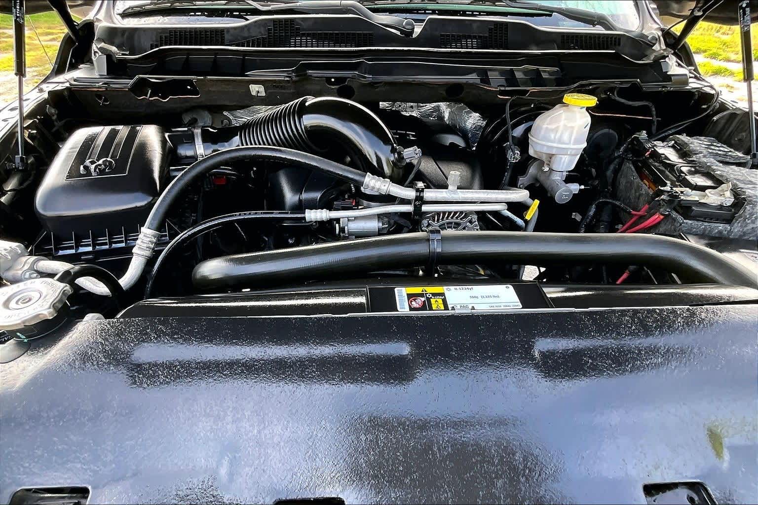 Thumbnail: 2019 RAM 1500 Classic - 8