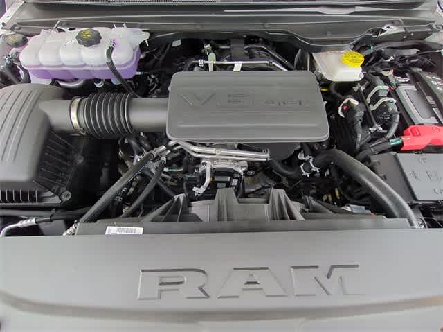 Thumbnail: 2025 RAM 1500 - 15