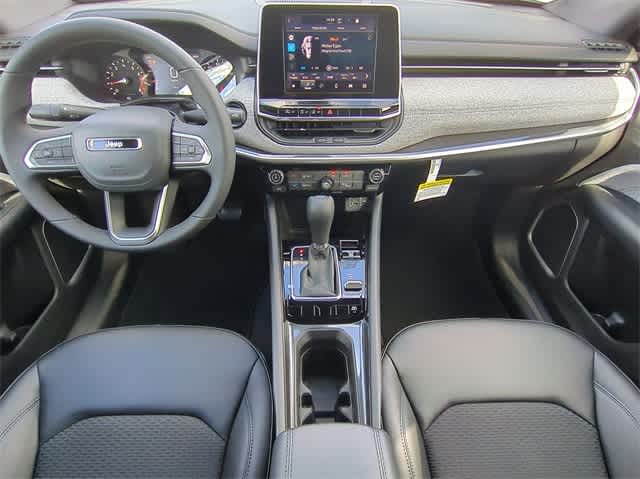 Thumbnail: 2025 Jeep Compass - 16