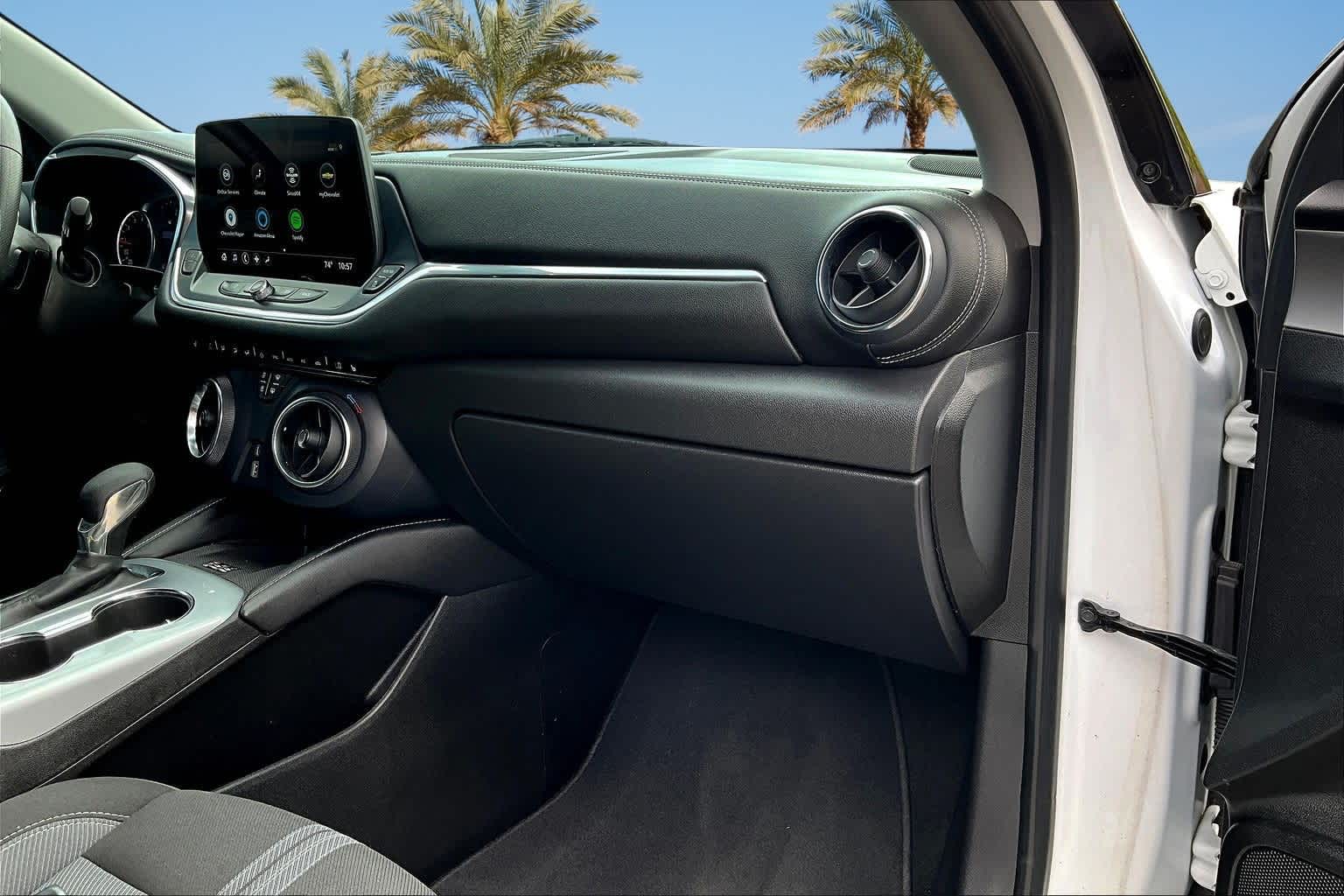 Thumbnail: 2023 Chevrolet Blazer - 24