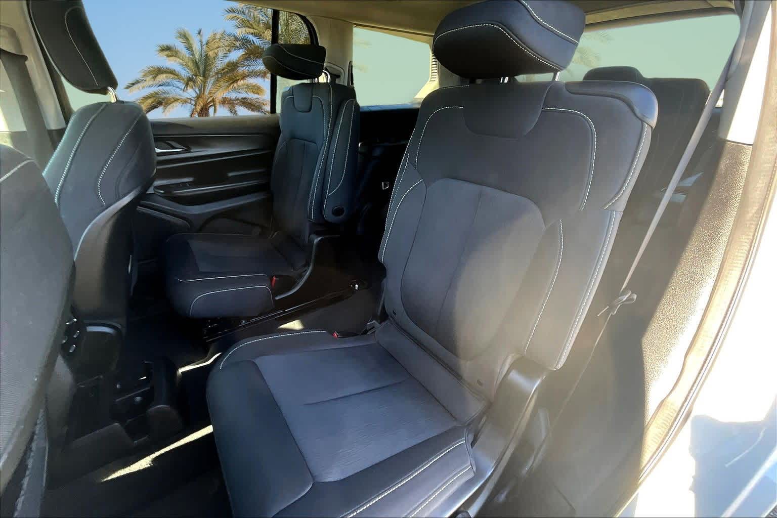 Thumbnail: 2023 Jeep Grand Cherokee - 13