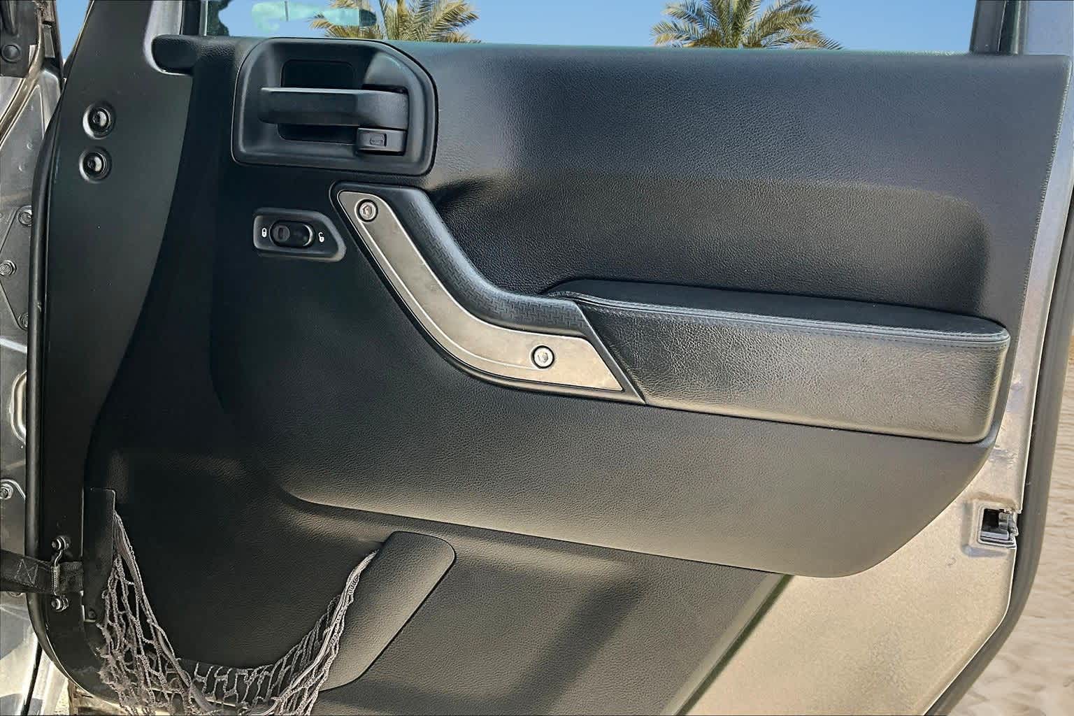 Thumbnail: 2013 Jeep Wrangler - 26