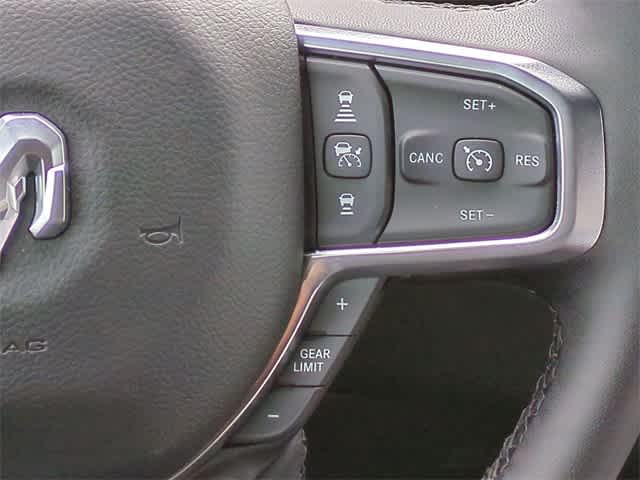Thumbnail: 2025 RAM 1500 - 25