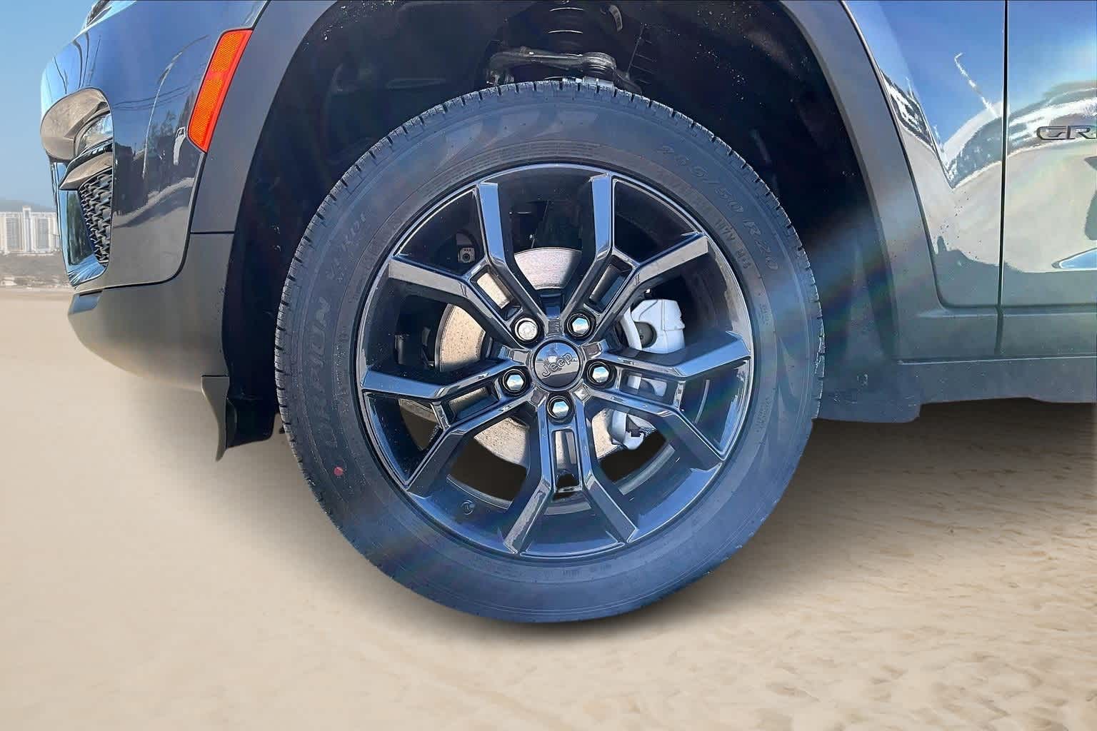 Thumbnail: 2025 Jeep Grand Cherokee - 7