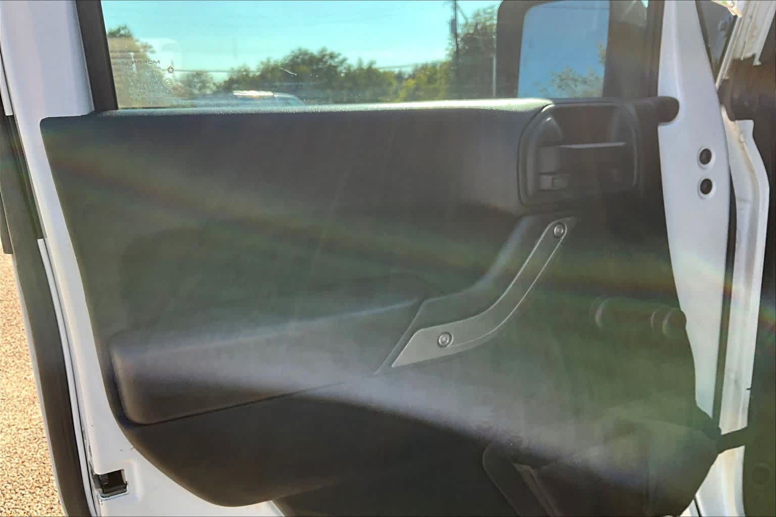 Thumbnail: 2018 Jeep Wrangler - 24