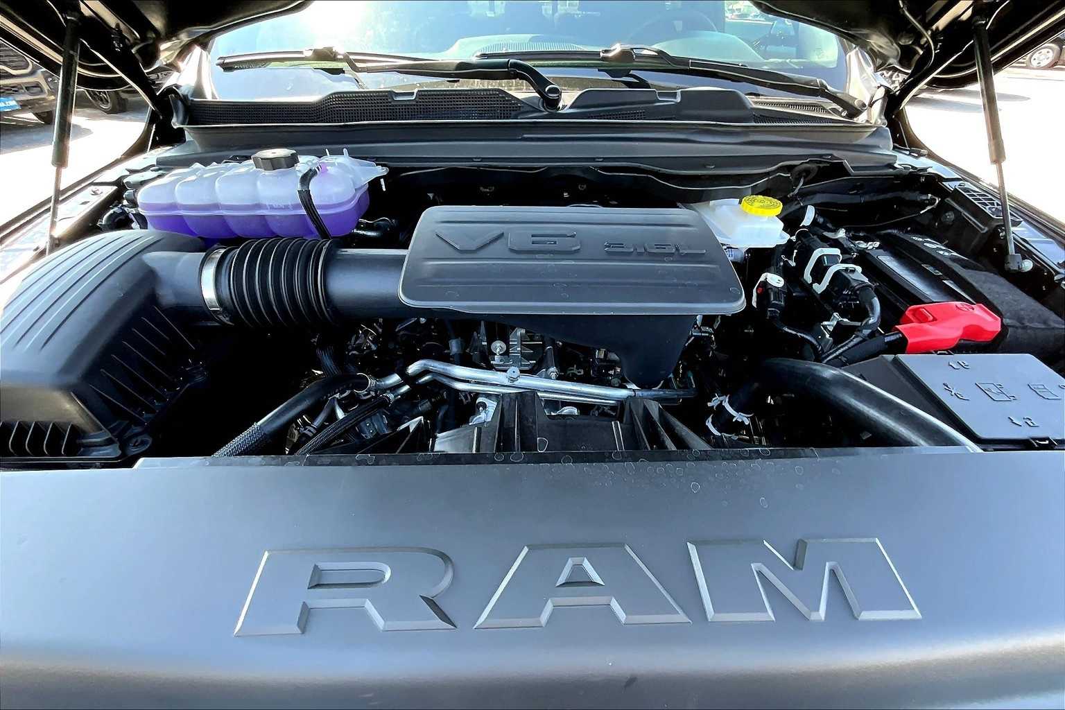 Thumbnail: 2025 RAM 1500 - 8
