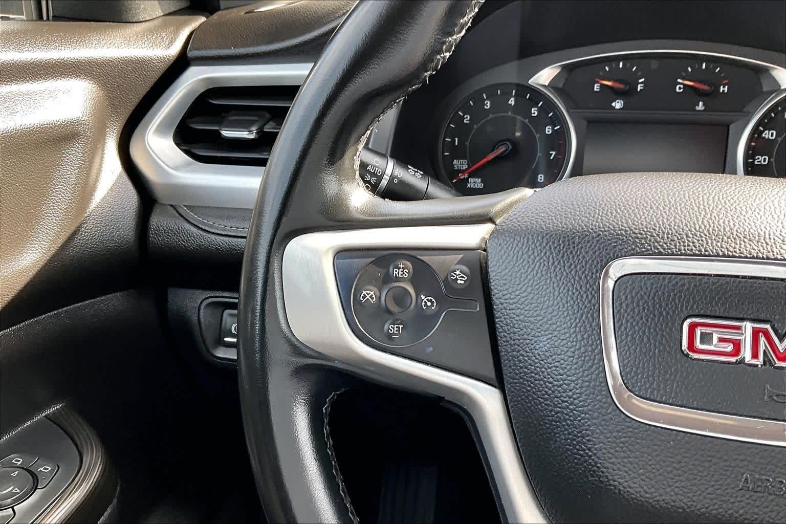 Thumbnail: 2023 GMC Acadia - 22