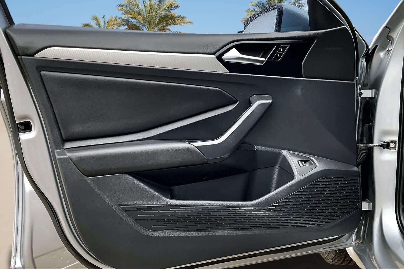 Thumbnail: 2019 Volkswagen Jetta - 24