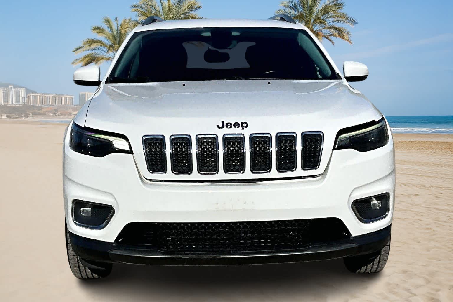 Thumbnail: 2020 Jeep Cherokee - 6