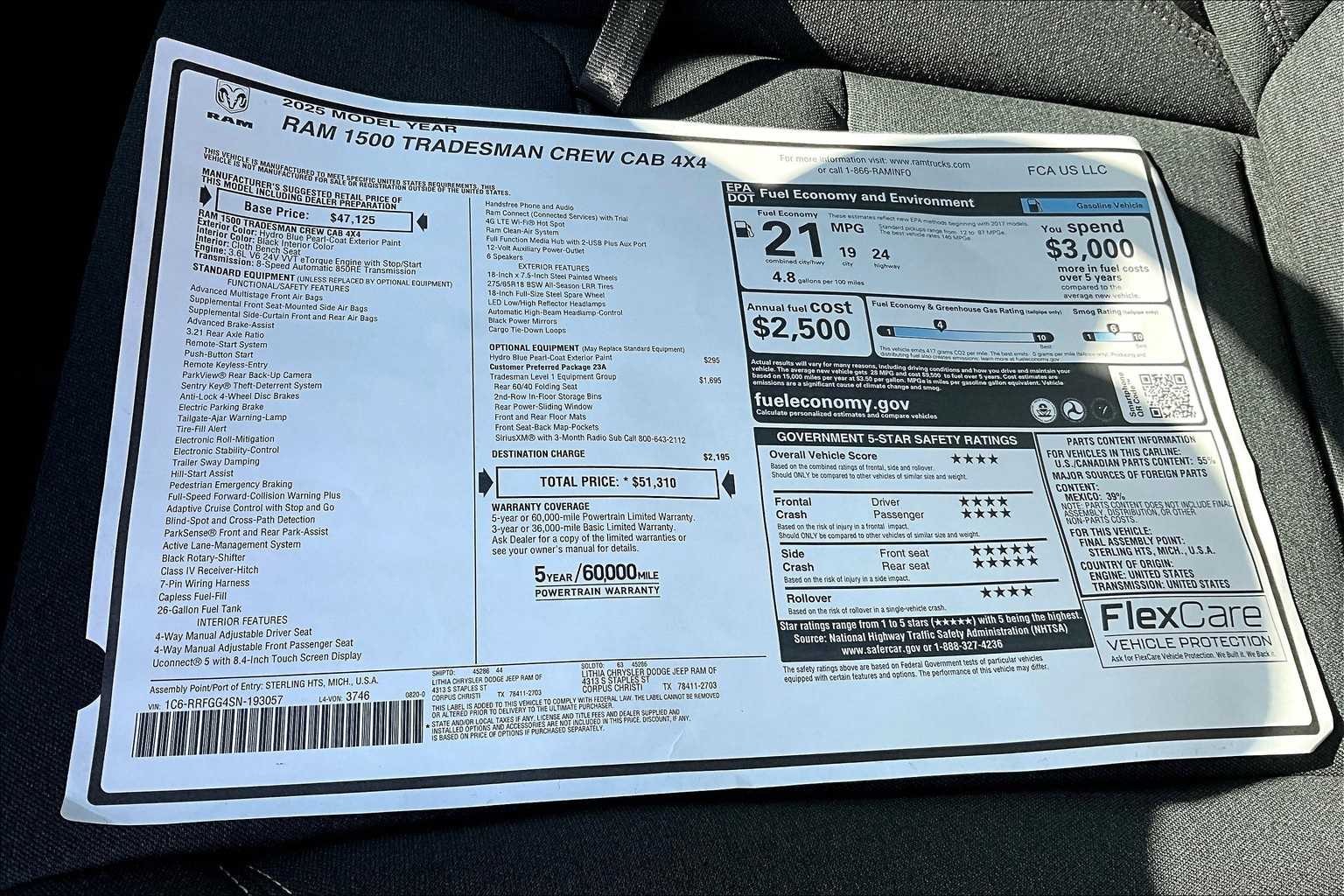 Thumbnail: 2025 RAM 1500 - 23