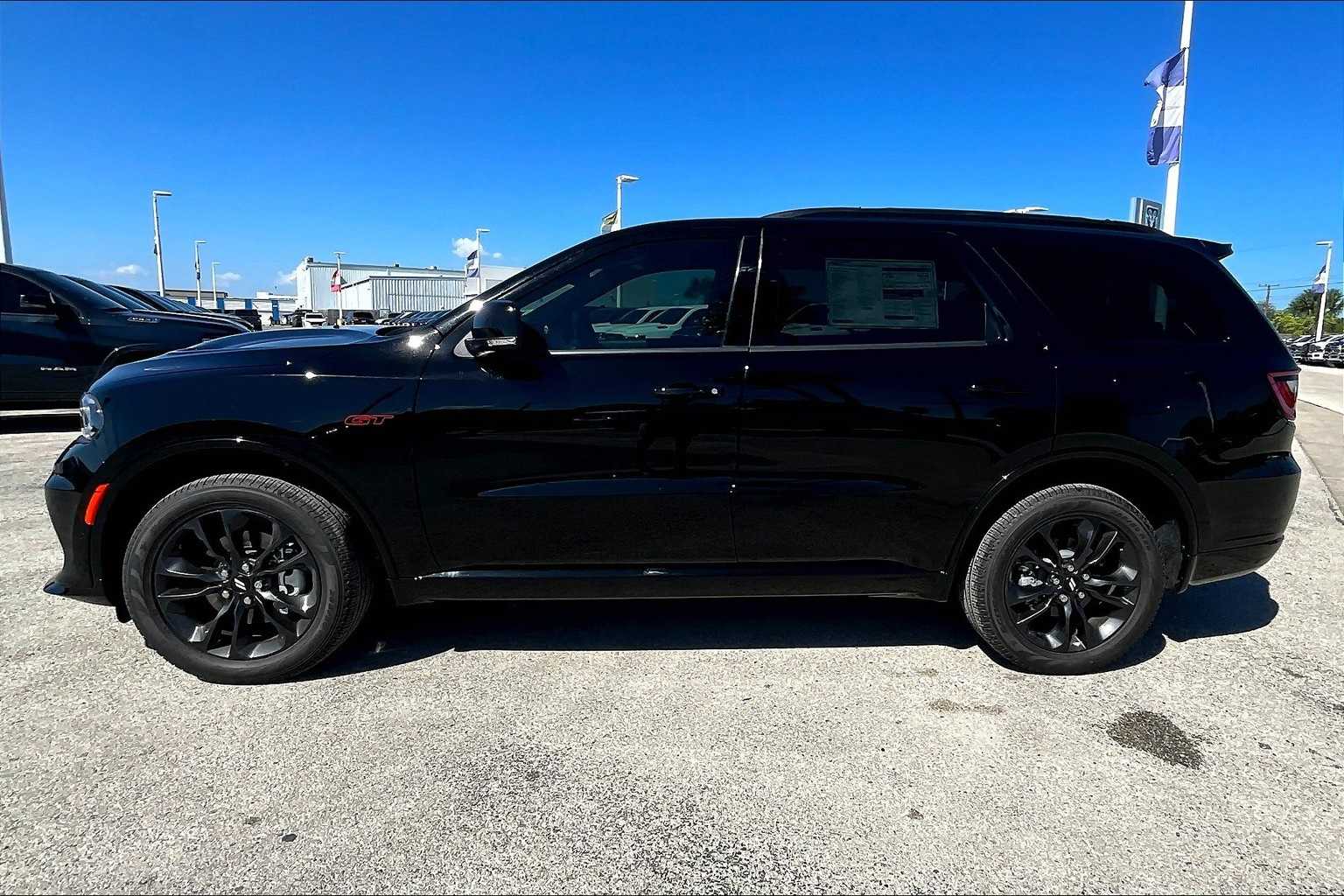 Thumbnail: 2025 Dodge Durango - 3