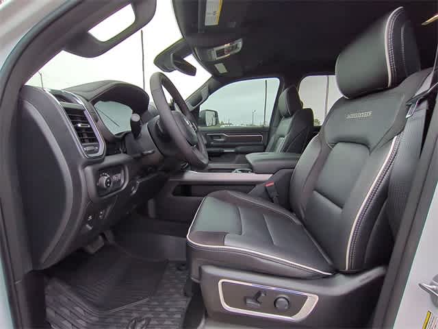 Thumbnail: 2025 RAM 1500 - 17