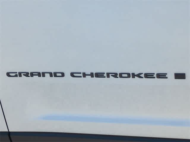Thumbnail: 2025 Jeep Grand Cherokee - 12