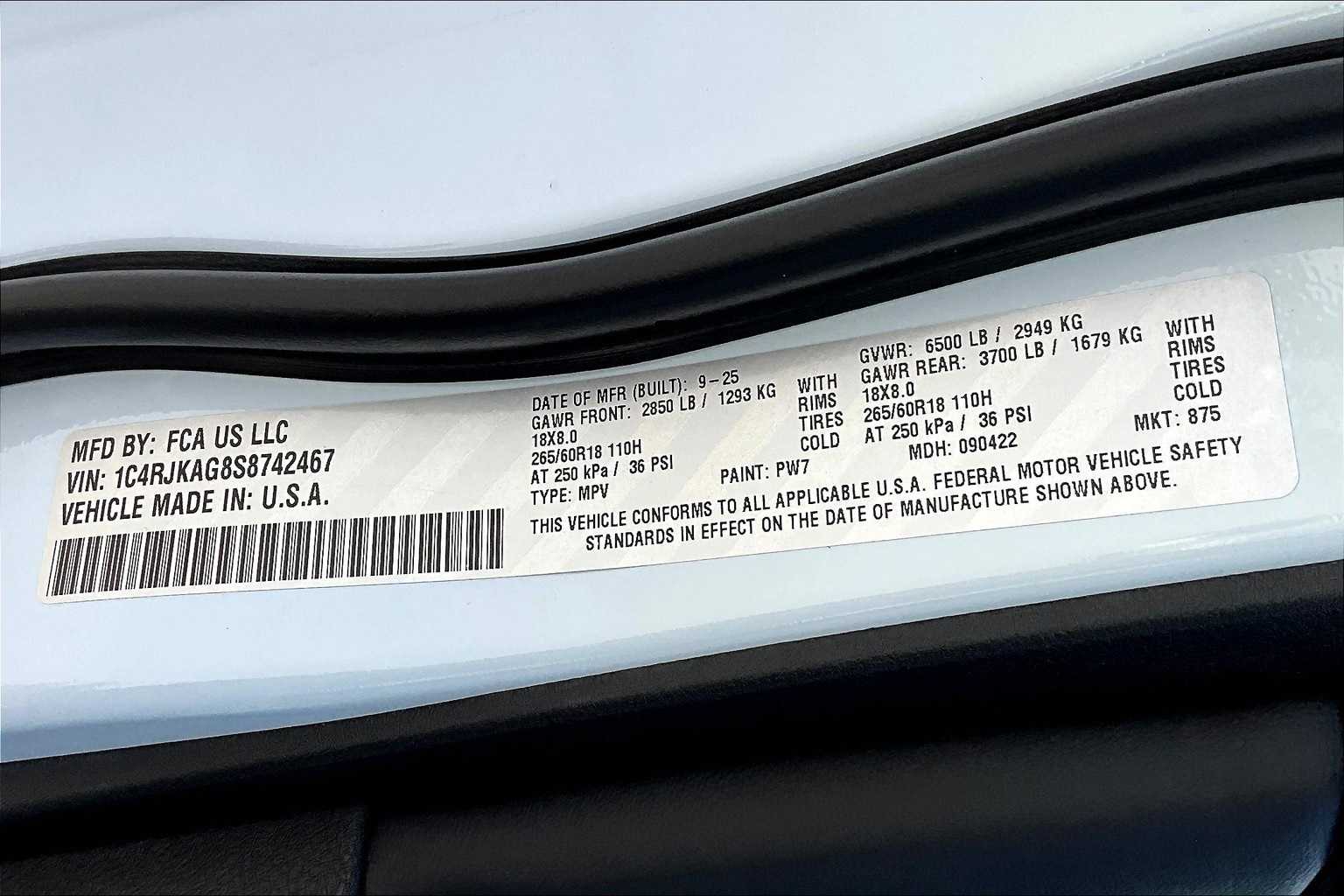 Thumbnail: 2025 Jeep Grand Cherokee - 19