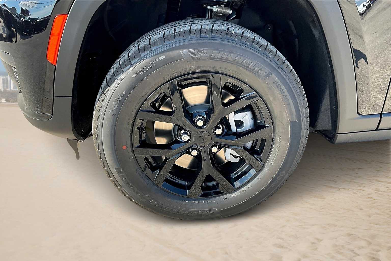 Thumbnail: 2025 Jeep Grand Cherokee - 7