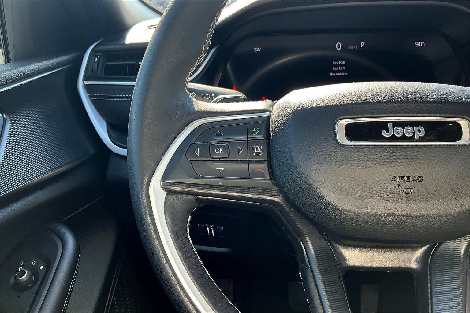 Thumbnail: 2024 Jeep Grand Cherokee - 22