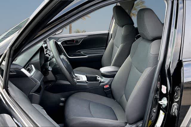 Thumbnail: 2023 Toyota RAV4 - 9