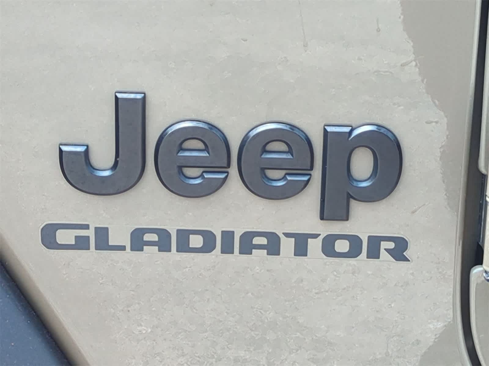 Thumbnail: 2020 Jeep Gladiator - 13