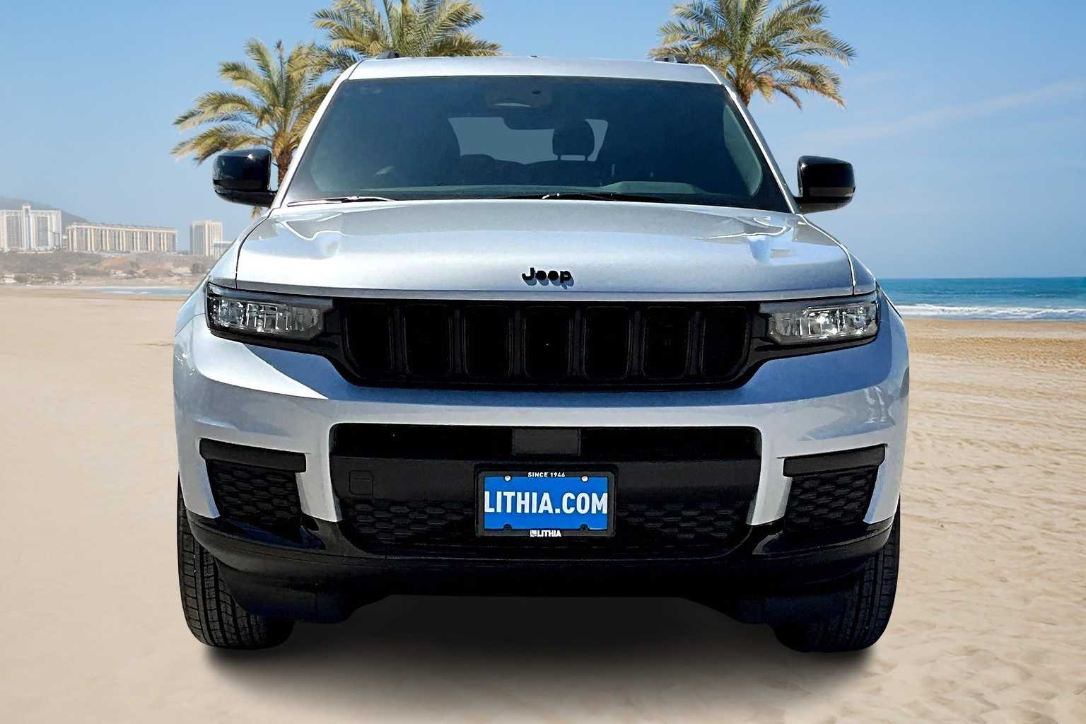 Thumbnail: 2025 Jeep Grand Cherokee - 6