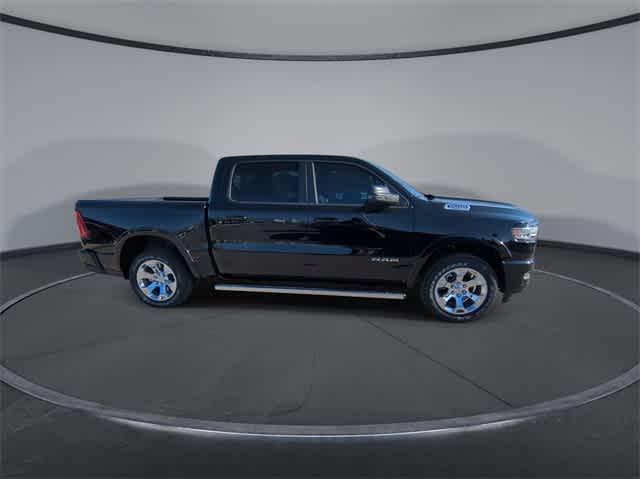 Thumbnail: 2025 RAM 1500 - 9