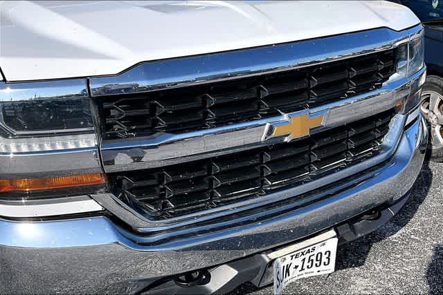 Thumbnail: 2019 Chevrolet Silverado 1500 - 16