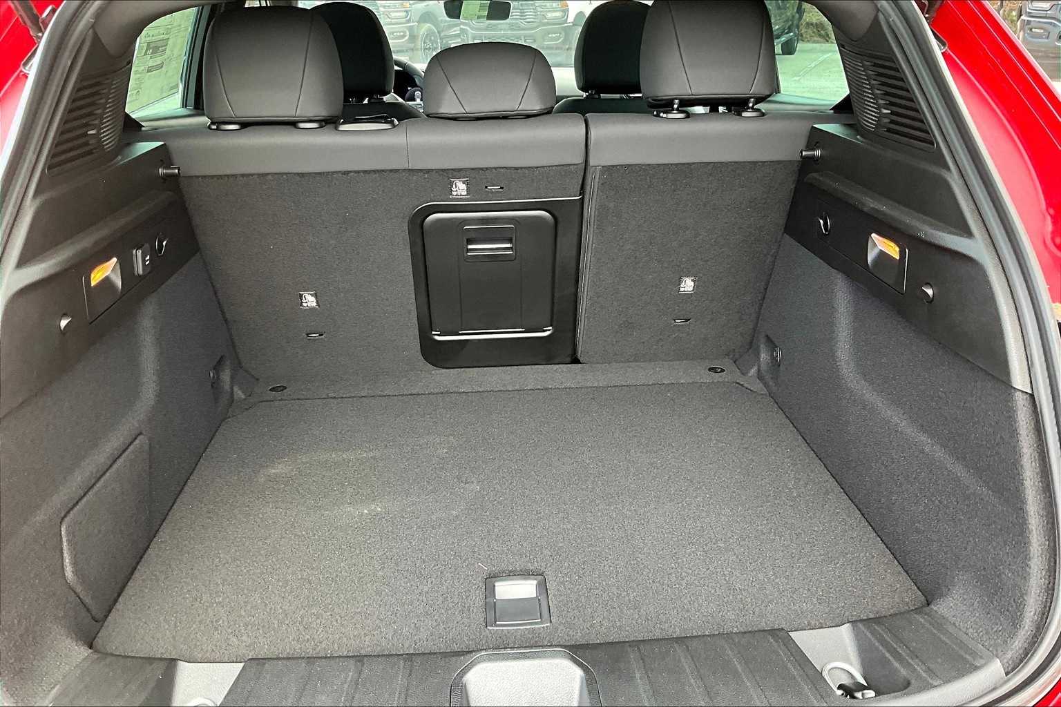 Thumbnail: 2025 Dodge Hornet - 19