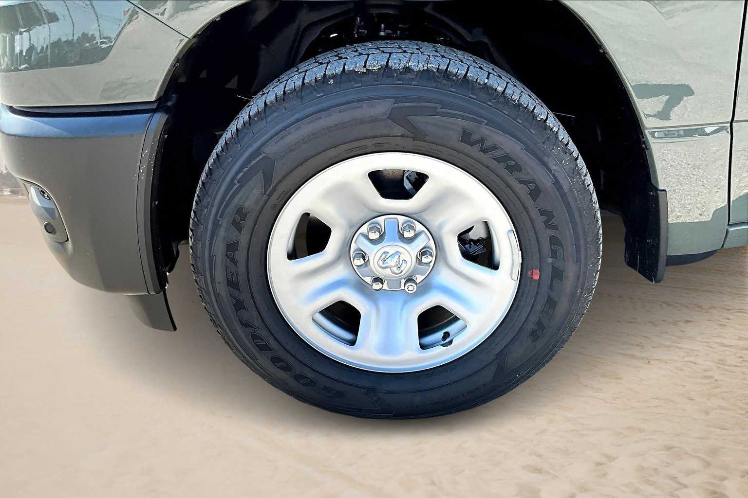 Thumbnail: 2025 RAM 1500 - 7