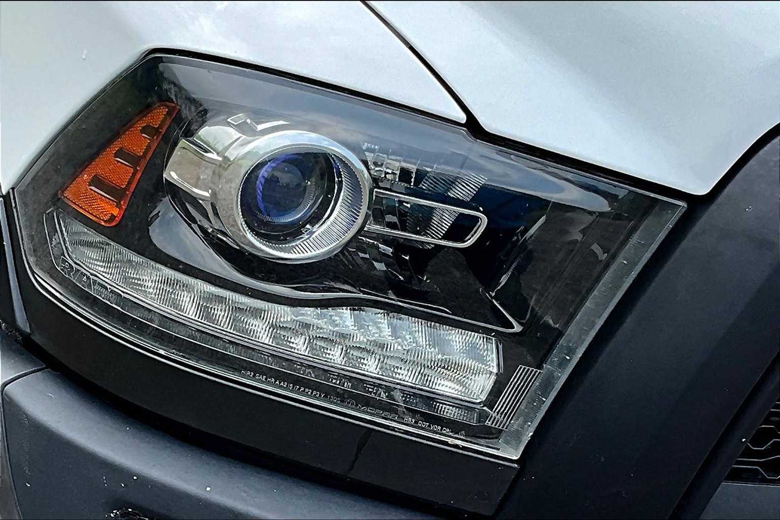 Thumbnail: 2021 RAM 1500 Classic - 26