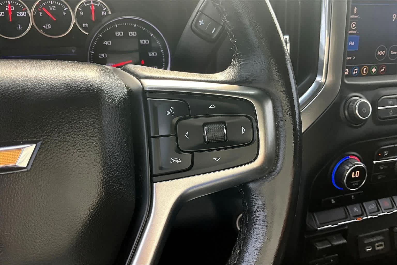 Thumbnail: 2021 Chevrolet Silverado 1500 - 23