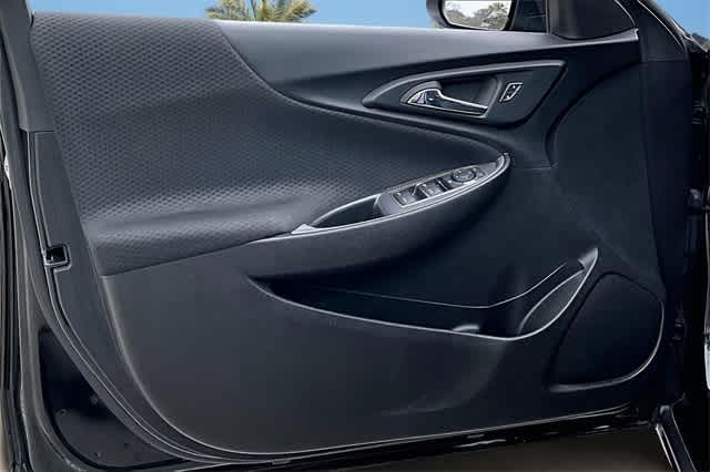 Thumbnail: 2024 Chevrolet Malibu - 25