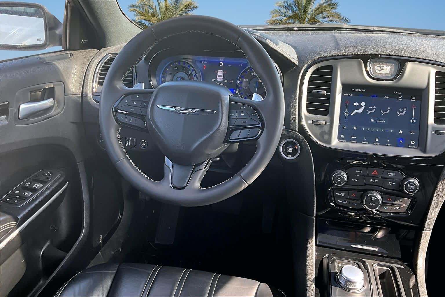 Thumbnail: 2023 Chrysler 300 - 14