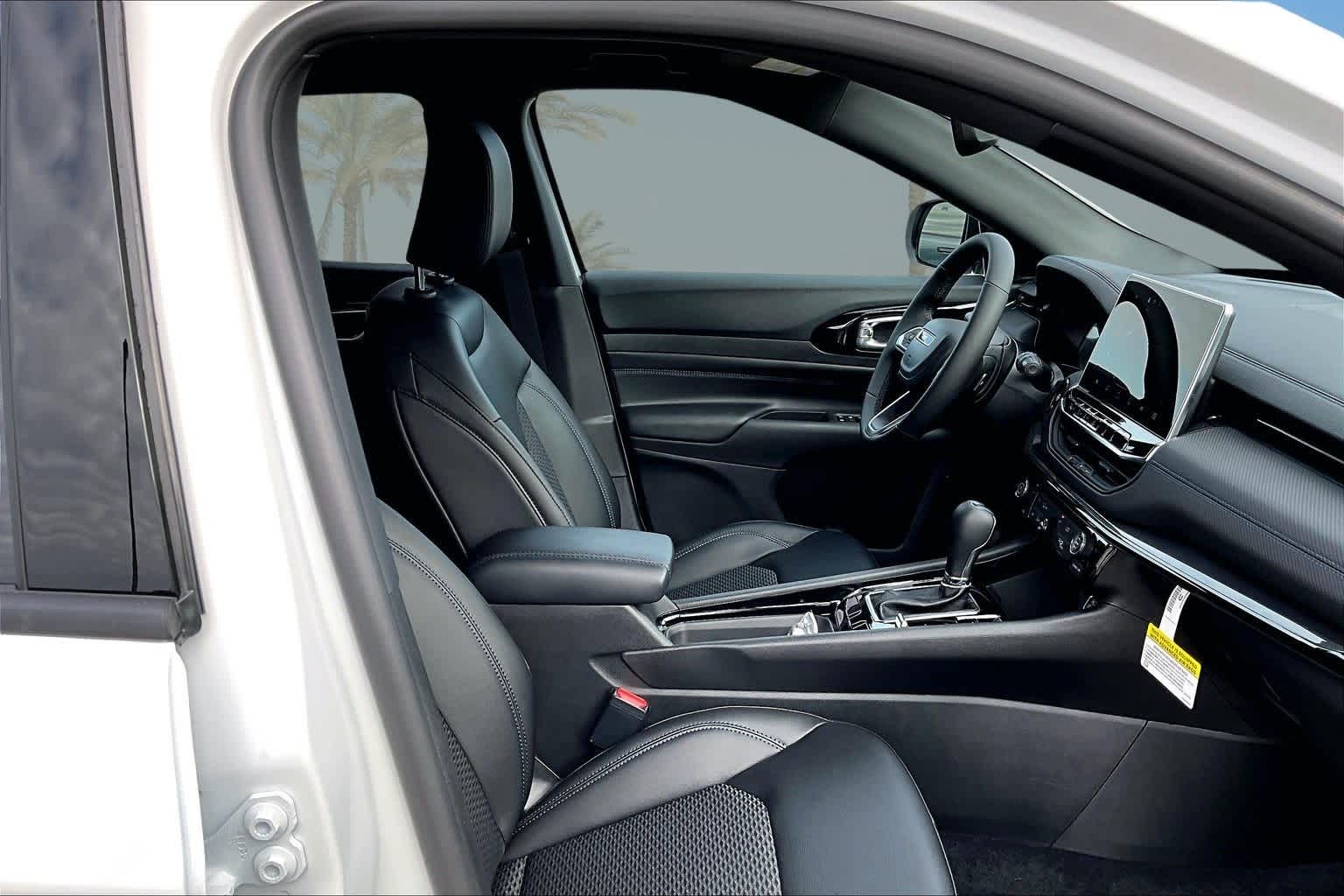 Thumbnail: 2026 Jeep Compass - 13