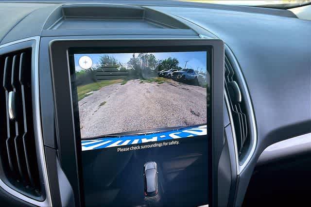 Thumbnail: 2024 Ford Edge - 24